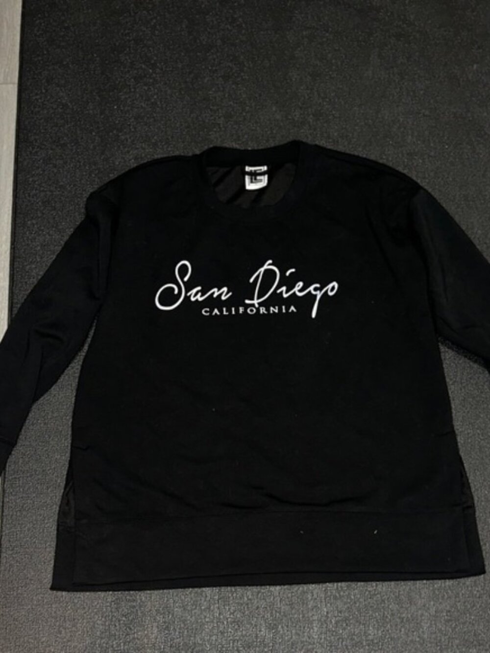 Black San Diego California Sweatshirt size large